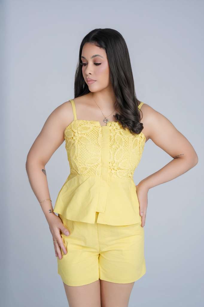 SET FLORAL TOP AND SHORT